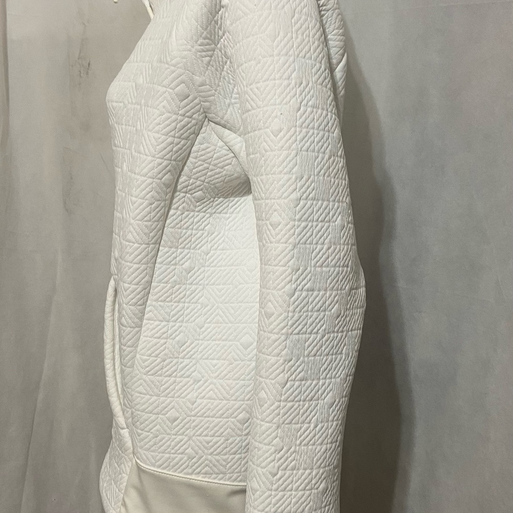 Athleta Jacquard Elevation Pullover In White-Small - image 3